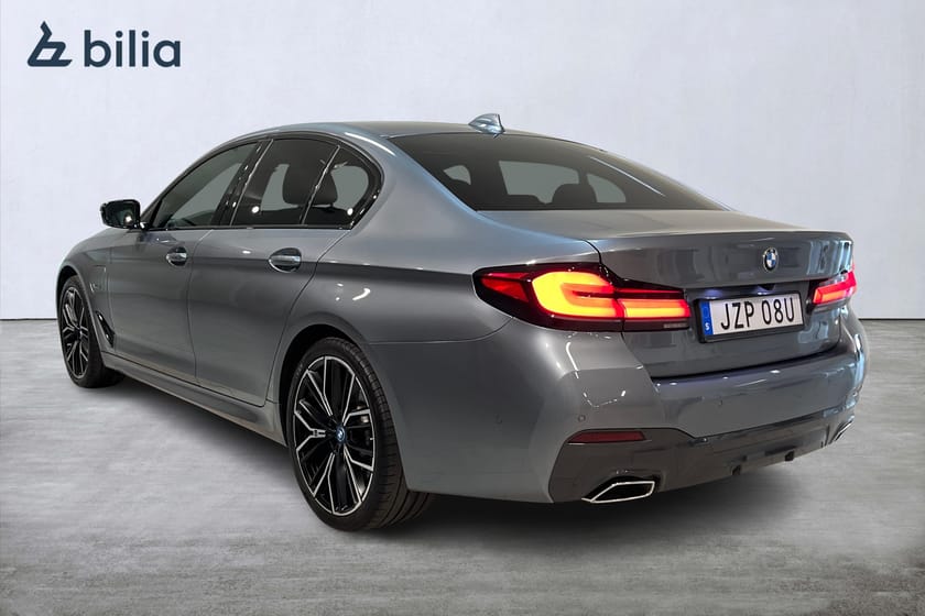 Bild 2 av BMW 530e xDrive Sedan M Sport / Taklucka / Drag / Rattvärme / Display Key