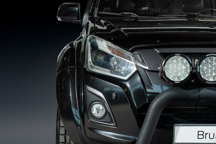 Bilde 5 av Isuzu D-Max Dobbelcab AT35 Black Edition 163hk Aut Tectyl Kamera Defa Bøyle