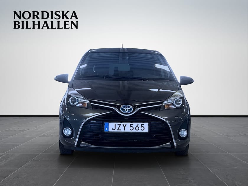 Bild 2 av Toyota Yaris Hybrid e-CVT Active, Edition Feel Backkamera Värmare