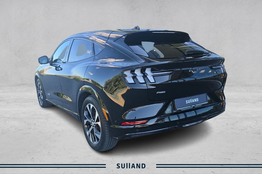 Bilde 3 av Ford Mustang Mach-E Long Range AWD LongRange/540KM WLTP/AWD/R.kamera/Skinn/Carplay++