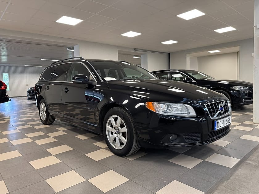 Bild 4 av Volvo V70 D3 Geartronic Momentum Dieselvärmare Drag 163 Hk