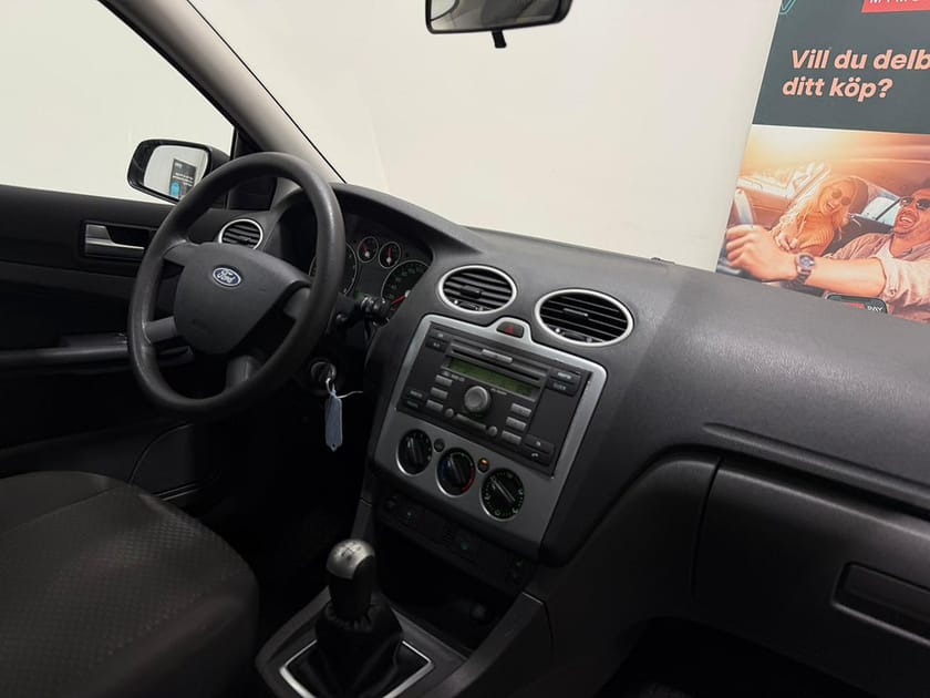 Bild 2 av Ford Focus Kombi 1.8 Flexifuel Euro 4