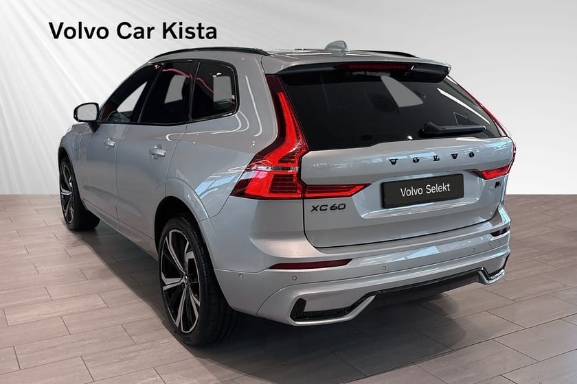 Bild 4 av Volvo XC60 Recharge T8 II R-Design Panorama H/K 360-Kam