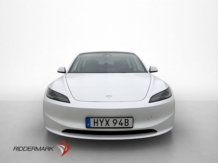 Bild 3 av Tesla Model 3 Standard Range Kamera Navi Pano MOMS