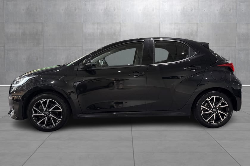 Bilde 2 av Toyota Yaris Hybrid 1,5l Active Tech, 6,40% med 10% EK