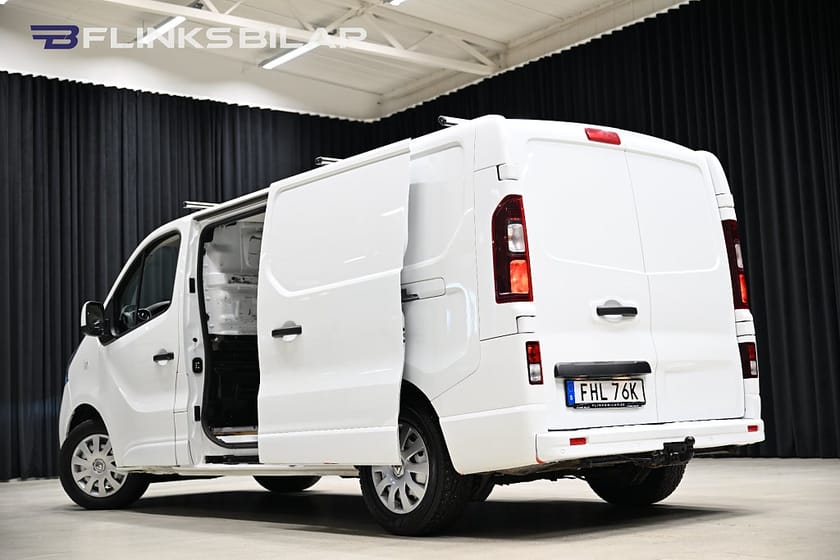 Bild 4 av Renault Trafic Skåpbil dCi 145HK L2|Automat|Dubbeldörr|LED|GPS|Drag|Värmare