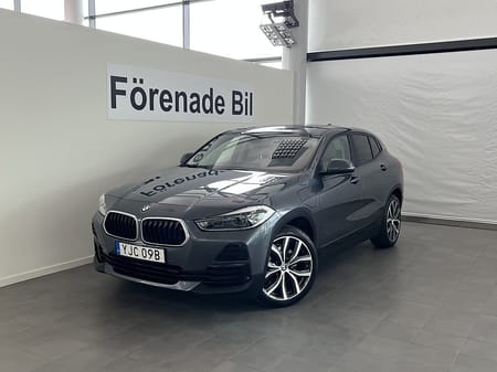 BMW X2 xDrive25e 4,95 ränta HiFi Head-Up Rattvärme Panorama