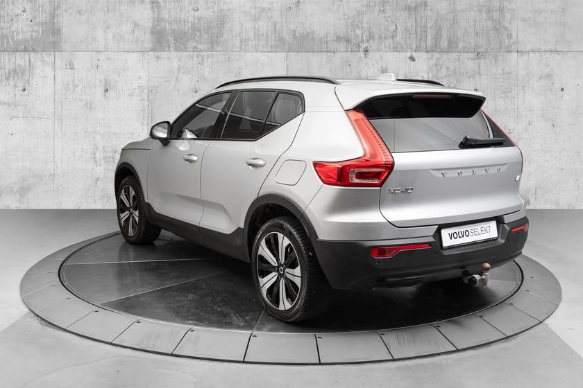 Bilde 5 av Volvo XC40 Recharge Twin motor Plus Hengerfeste/El.stol/Ryggekamera/Pixel
