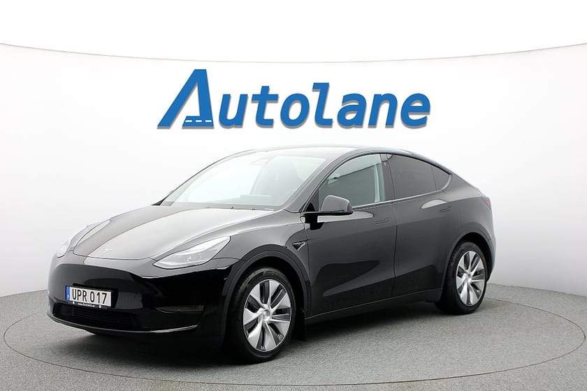 Bild 4 av Tesla Model Y Long Range AWD AWD, Panorama, Drag, Kamera, MOMS 514hk