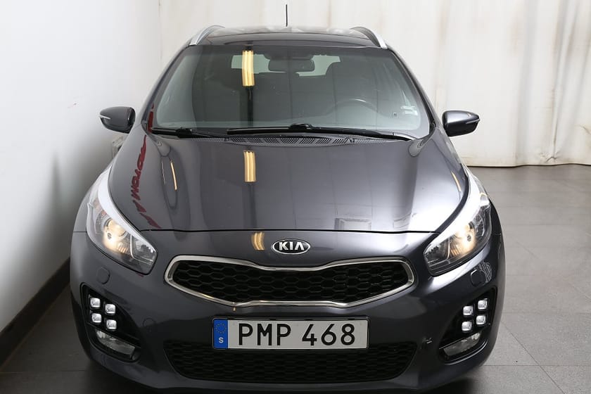 Bild 5 av Kia cee'd_sw 1,6 CRDi 136hk GT-Line Kombi Navi Kamera Motorv Drag