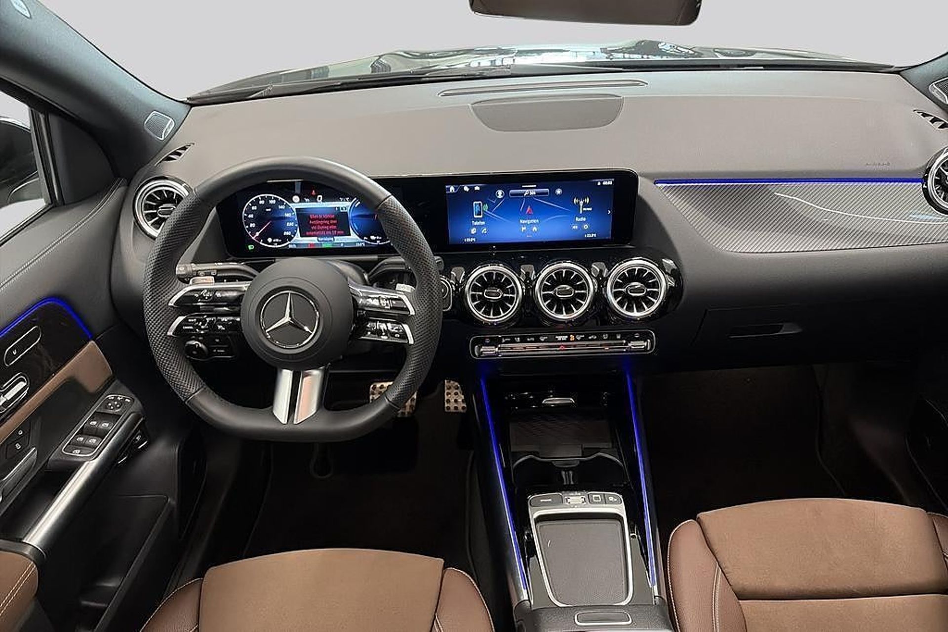Mercedes-Benz GLA 250 e 2026, bild 7/10