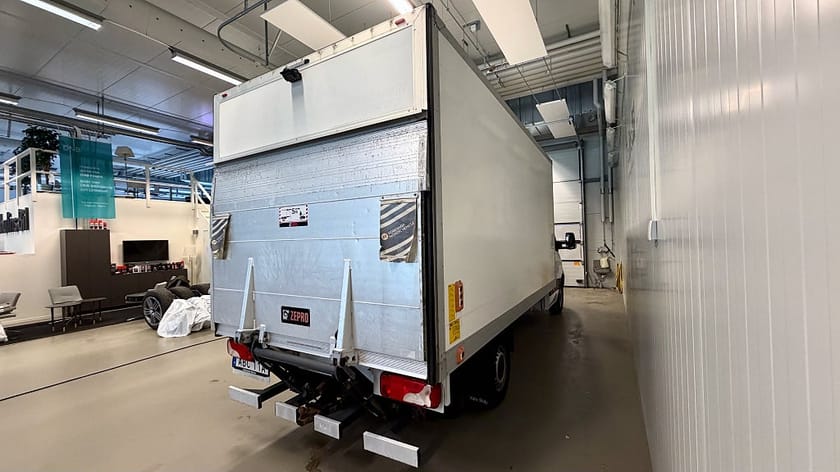 Bild 3 av Mercedes-Benz Sprinter 316 CDI Chassi Aut / Bakgavel / Backkamera / 1 Ägare
