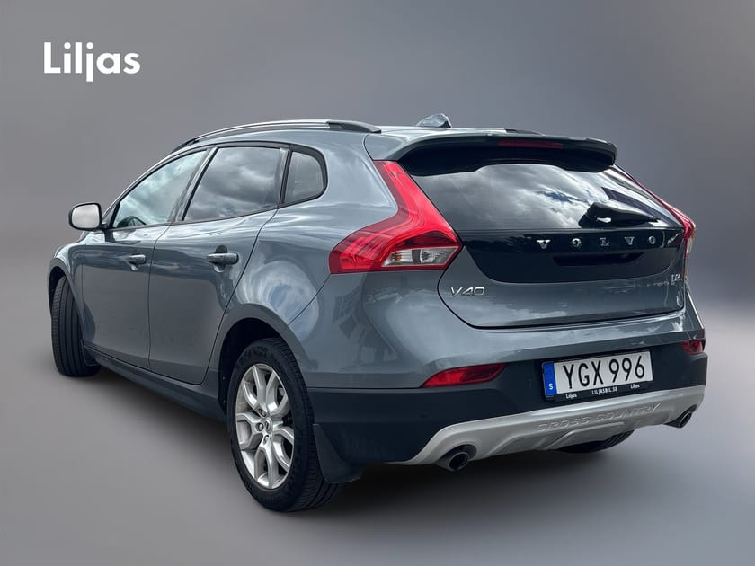 Bild 3 av Volvo V40 Cross Country D3 Business Advanced//bytt kamrem//Drag//