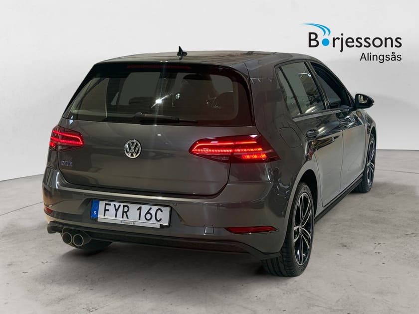 Bild 3 av Volkswagen Golf GTE TSI 204hk Bränsle värmare & ACC