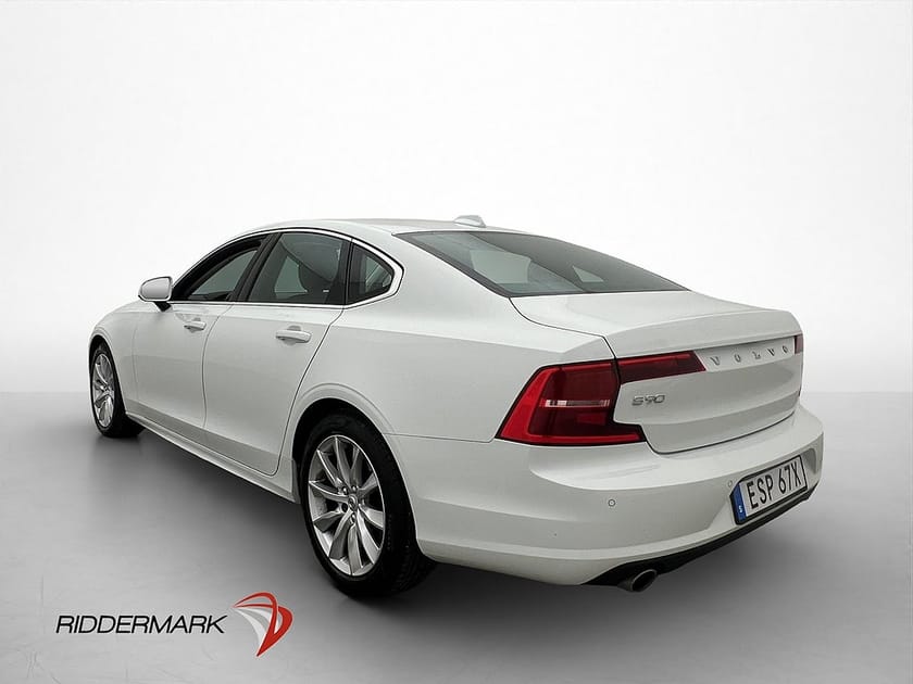 Bild 5 av Volvo S90 T4 190hk Momentum Advanced Värmare Läder Rattvärme