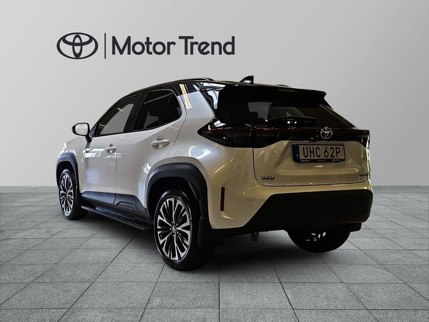 Bild 3 av Toyota Yaris Cross Hybrid 1,5 STYLE EDITION BITONE JBL PL