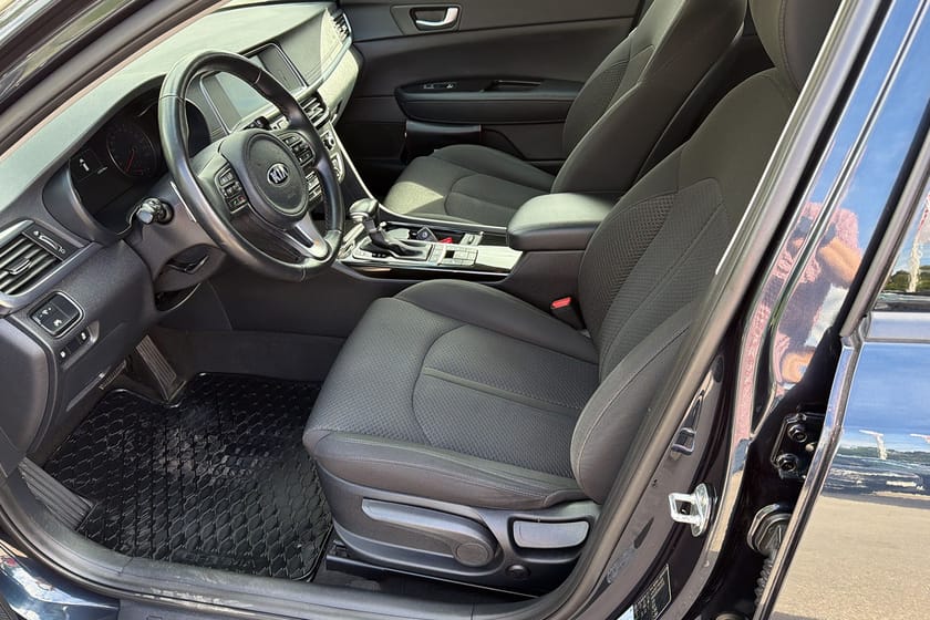 Bild 4 av Kia Optima Sport Wagon SW 1,7 VGT DCT 141 hk