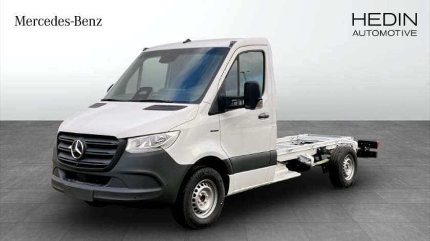 Bild 1 av Mercedes-Benz eSprinter 414 Chassi 81 kWh EH A2 PRO | Lagerbil