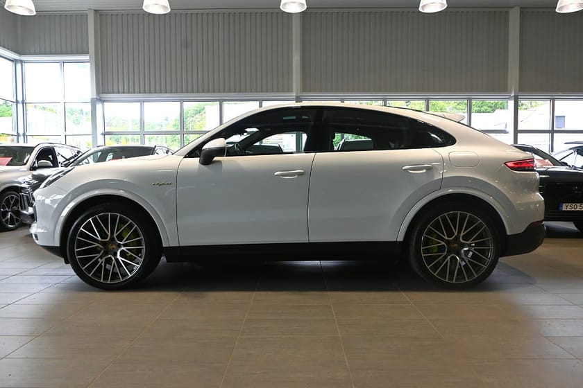Bild 2 av Porsche Cayenne Coupé E-Hybrid 22" Drag Läder Pano Sv-Såld