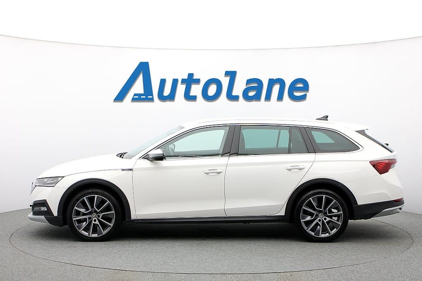 Bild 5 av Škoda Octavia Scout Skoda 2.0 TDI 4x4 B-Kamera, Drag, Adapriv, Värmare, 200hk