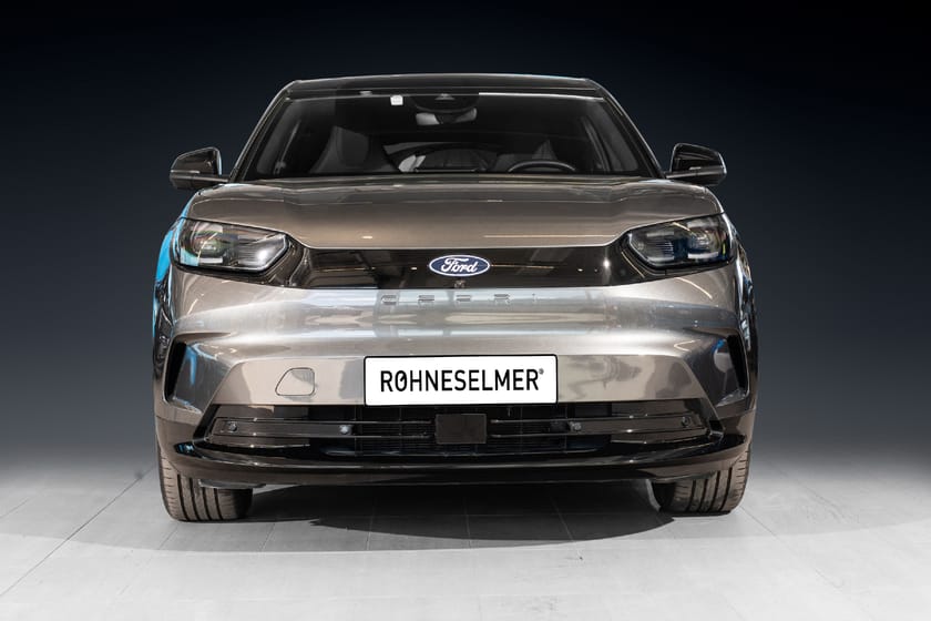 Bilde 2 av Ford Capri EV Extended Range AWD LR/4x4/Premium/Masse utstyr|Vi har flere farger|