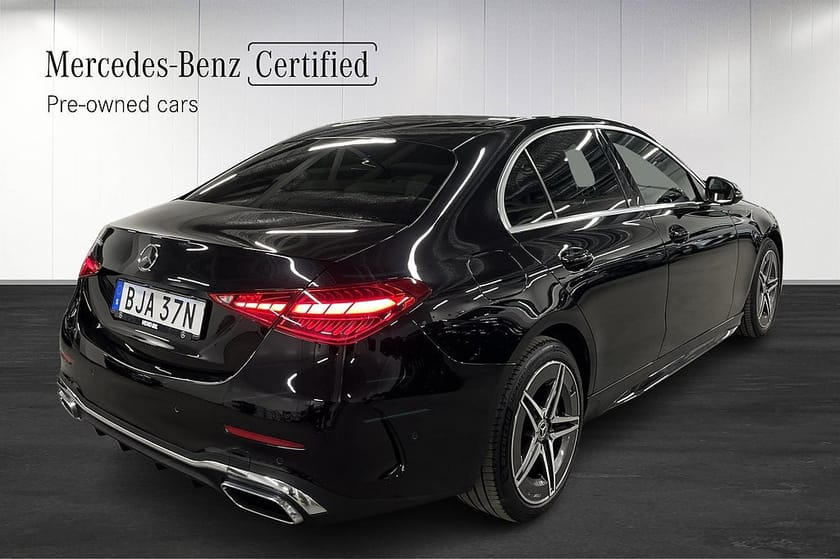 Bild 3 av Mercedes-Benz C 300 e C300 AMG Line BURMESTER/PANO/BACKKAMERA/ADAPTIV FARTHÅLLARE