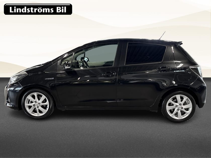 Bild 4 av Toyota Yaris Hybrid 1.5 Style Sommar/Vinterhjul