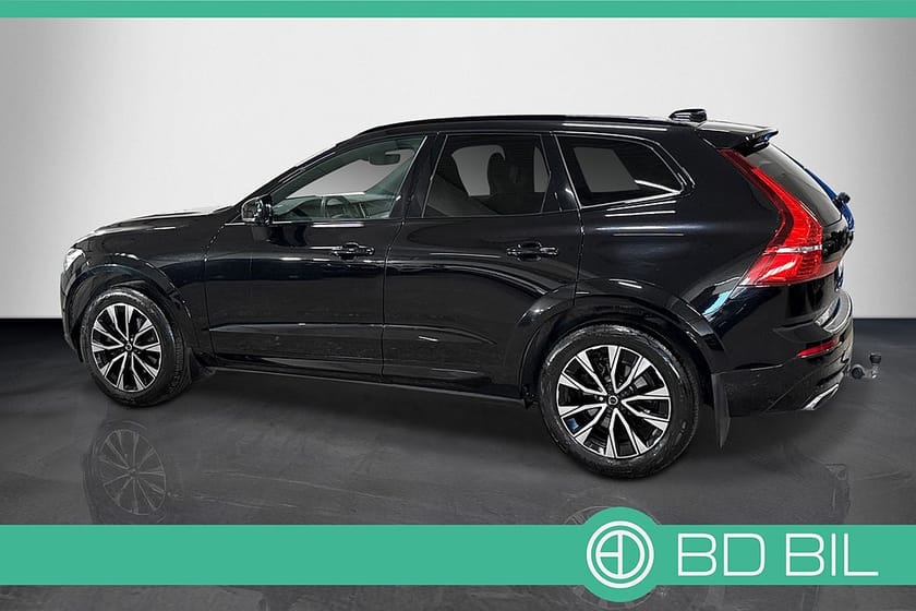 Bild 5 av Volvo XC60 B5 AWD R-DESIGN B&W VÄRMARE 360 KAMERA DRAGKROK