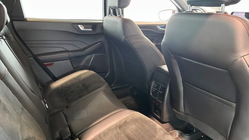 Bild 5 av Ford Kuga Plug-In Hybrid ST-Line X PHEV 64KM / Drag / B&O