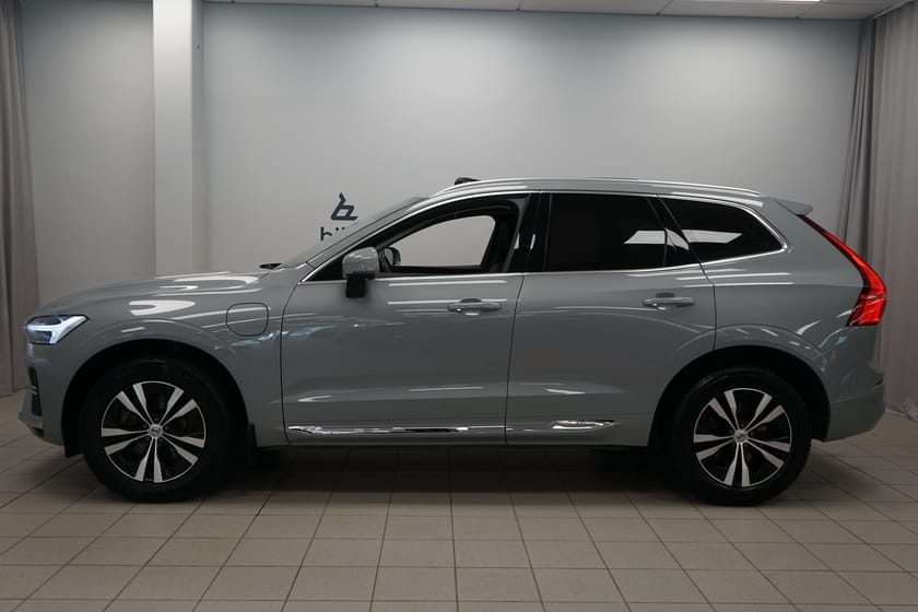 Bild 2 av Volvo XC60 Recharge T6 Core Edition | Drag |