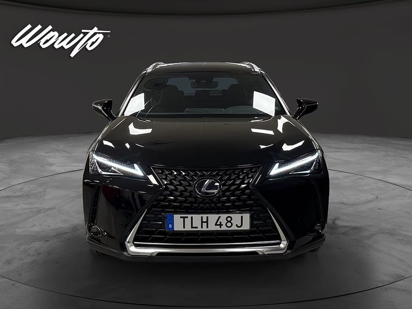 Bild 2 av Lexus UX 250h E-Four