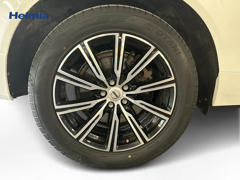 Bild 10 av 10 – Volvo XC60 B4 AWD Diesel Inscription