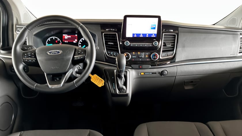 Bild 4 av Ford Tourneo Custom 320 L2 TITANIUM NAVI KAMERA VÄRMARE CARPLAY