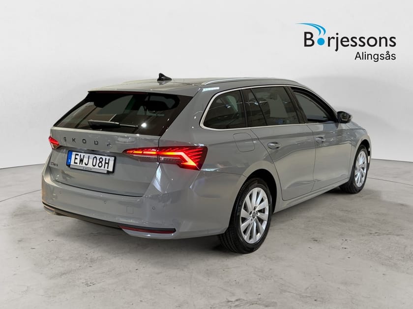Bild 3 av Škoda Octavia Kombi Selection M-HEV 116hk Värmare/Drag/Kamera