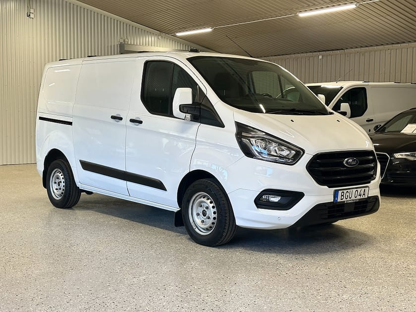 Bild 3 av Ford Transit Custom 280 2.0 EcoBlue Euro 6 Nyservad S+V Däcka MOMS