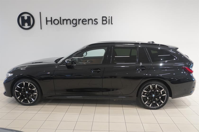 Bild 3 av BMW 330e xDrive Touring M-Sport