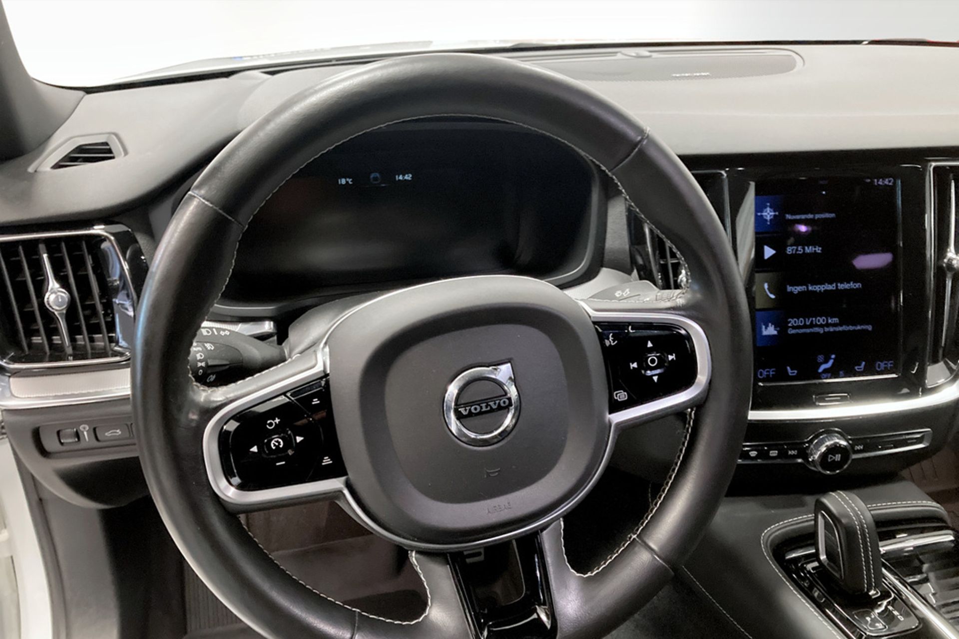 Volvo S60 Recharge T8 AWD 2021, bild 7/10