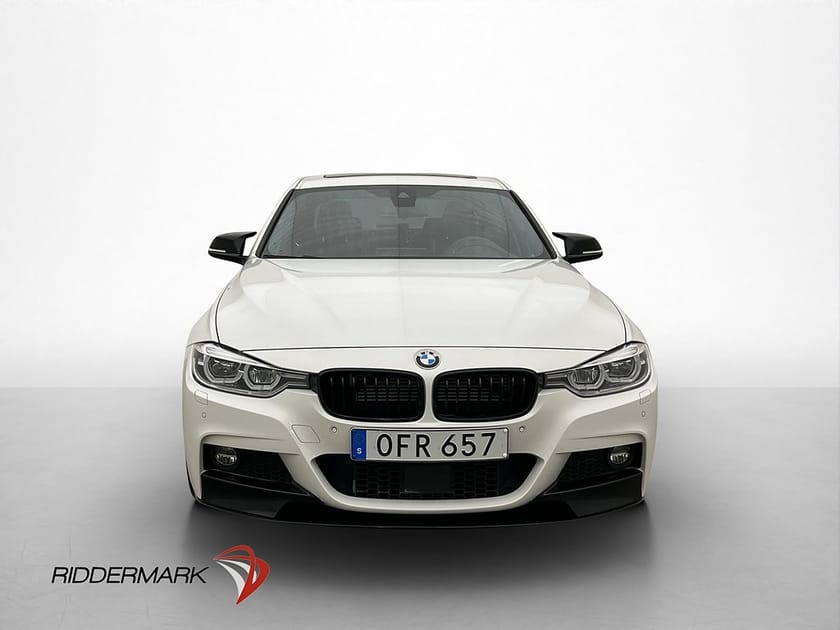 Bild 2 av BMW 330e Sedan 252hk M Sport Shadowline Glastak H/K Navi