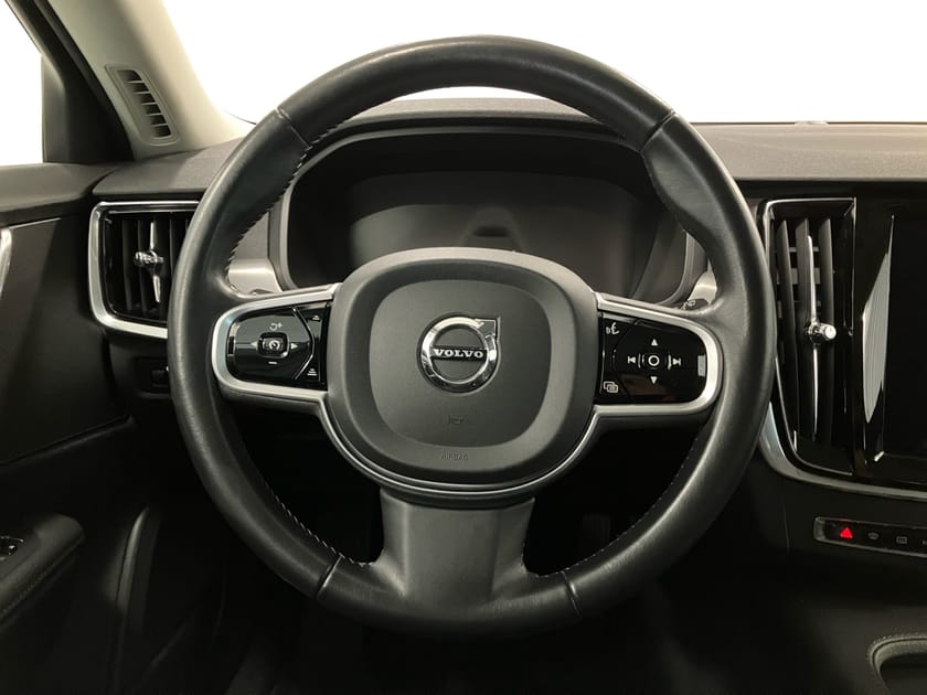 Bild 4 av Volvo V90 T4 Momentum Advanced Edition
