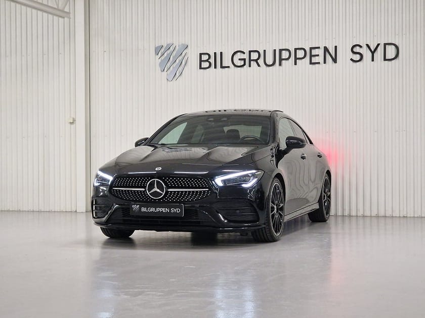 Bild 3 av Mercedes-Benz CLA 250 4MATIC 7G-DCT AMG|Night|Panorama|Burmester®|360°|
