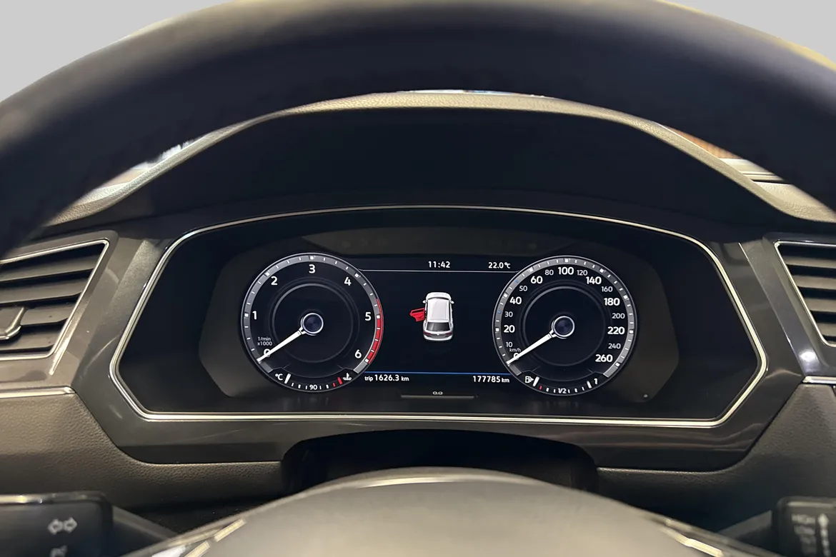 picture of a car