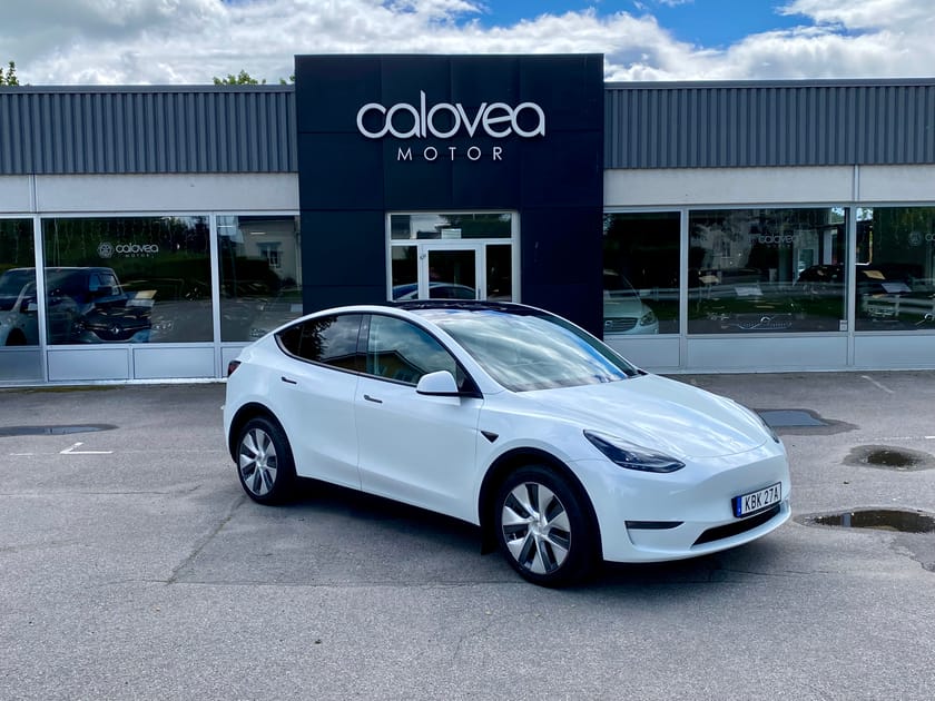 Bild 1 av Tesla Model Y Long Range AWD - Drag, Panorama, Vhjul