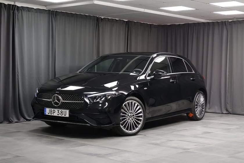 Bild 1 av Mercedes-Benz A 250 e AMG Premium Pano Burmester Keyless LED Moms