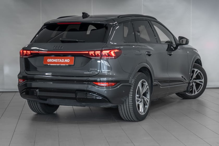 Bilde 5 av Audi Q6 e-tron quattro Tech Pro
