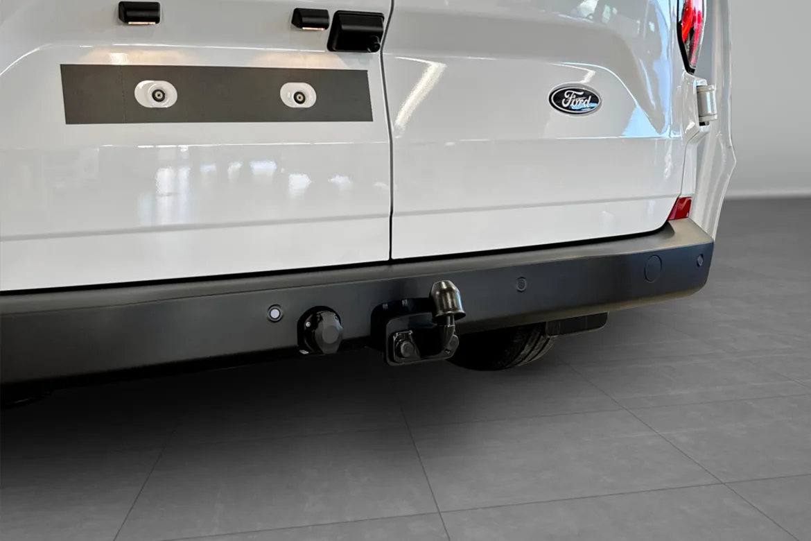 Ford E-Transit Custom 320