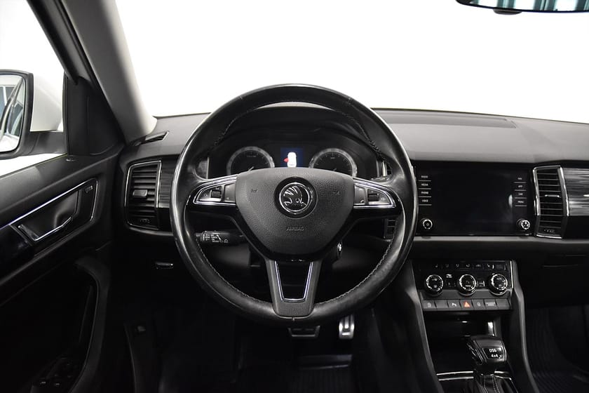 Bild 2 av Škoda Kodiaq 2.0 TDI 4x4 Businessline Drag D-Värm Canton Skinn 190hk