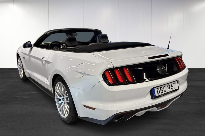 Bild 4 av Ford Mustang GT Cabriolet 5.0 V8 Convertible | Shaker | Helläder | Smartphone | Backkamera |