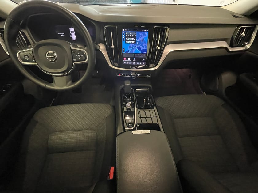 Bild 5 av Volvo V60 Recharge T6 Core Bright Nav Backkamera