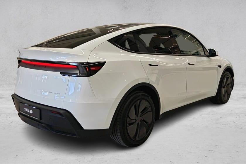 Bilde 5 av Tesla Model Y Long Range AWD | | | Hengerfeste | Juniper | ++
