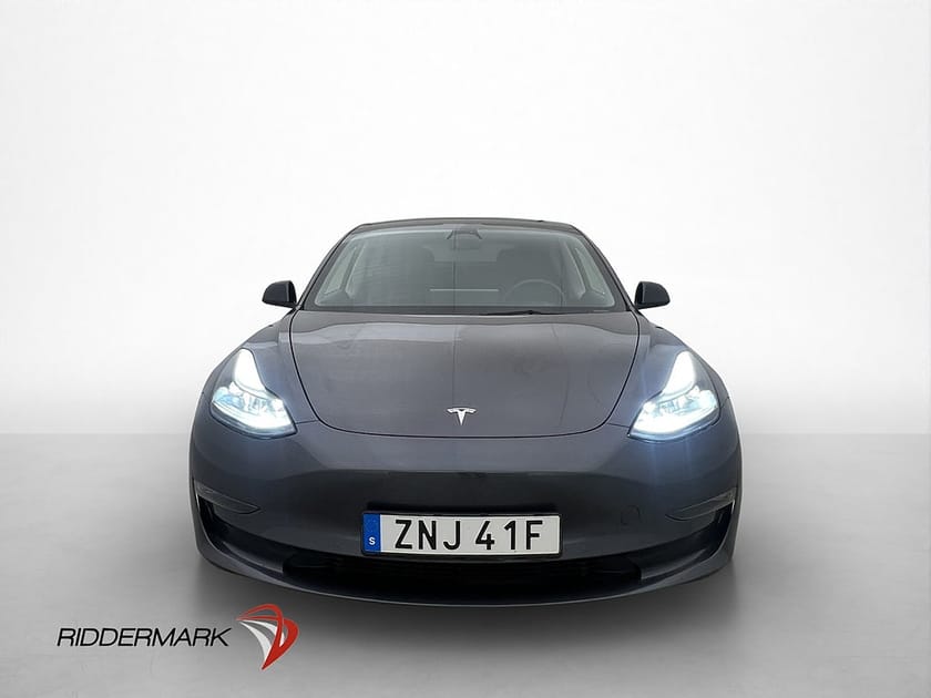 Bild 3 av Tesla Model 3 Long Range AWD 498hk Drag Autopilot Pano Läder